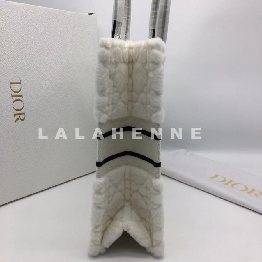 1728623486.765WgFIaHTiqU 41 9.jpg