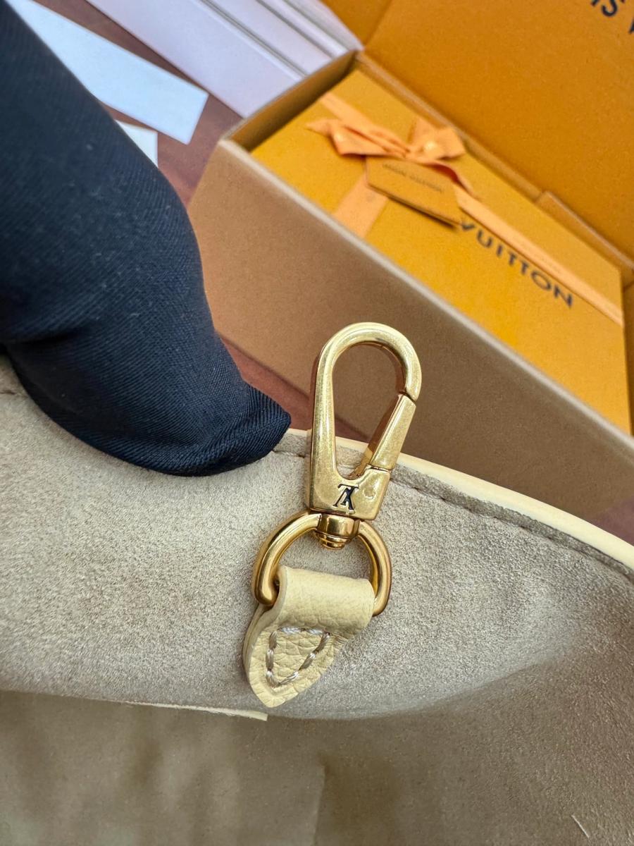 1730114055.7002mvpBLAxqLf1 5.jpg