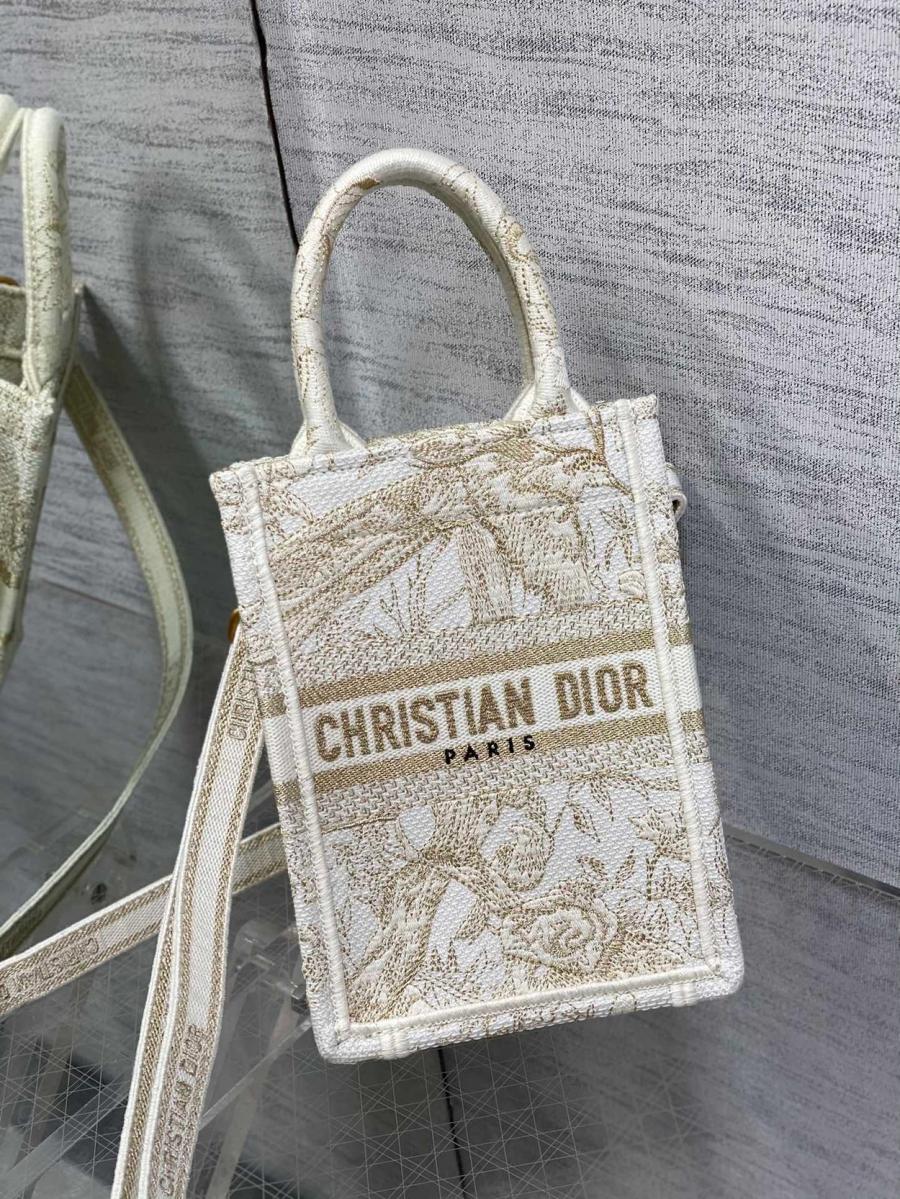 1730119775.4934TzxZzEmrCf5 8.jpg