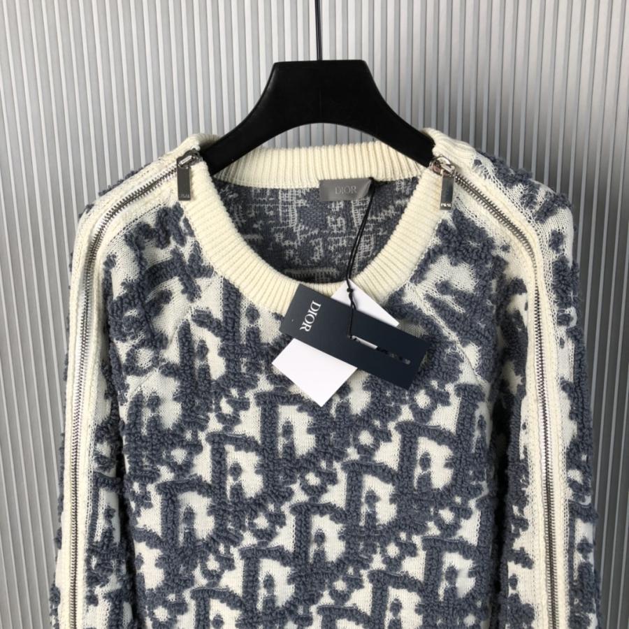 1730717999.6848wEqmItwgKT8 498 2.jpg