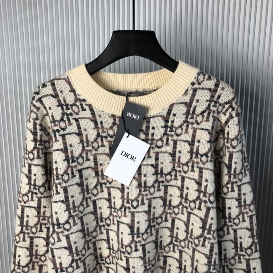 1730718189.9408NgAngzFCWy14 310 2.jpg