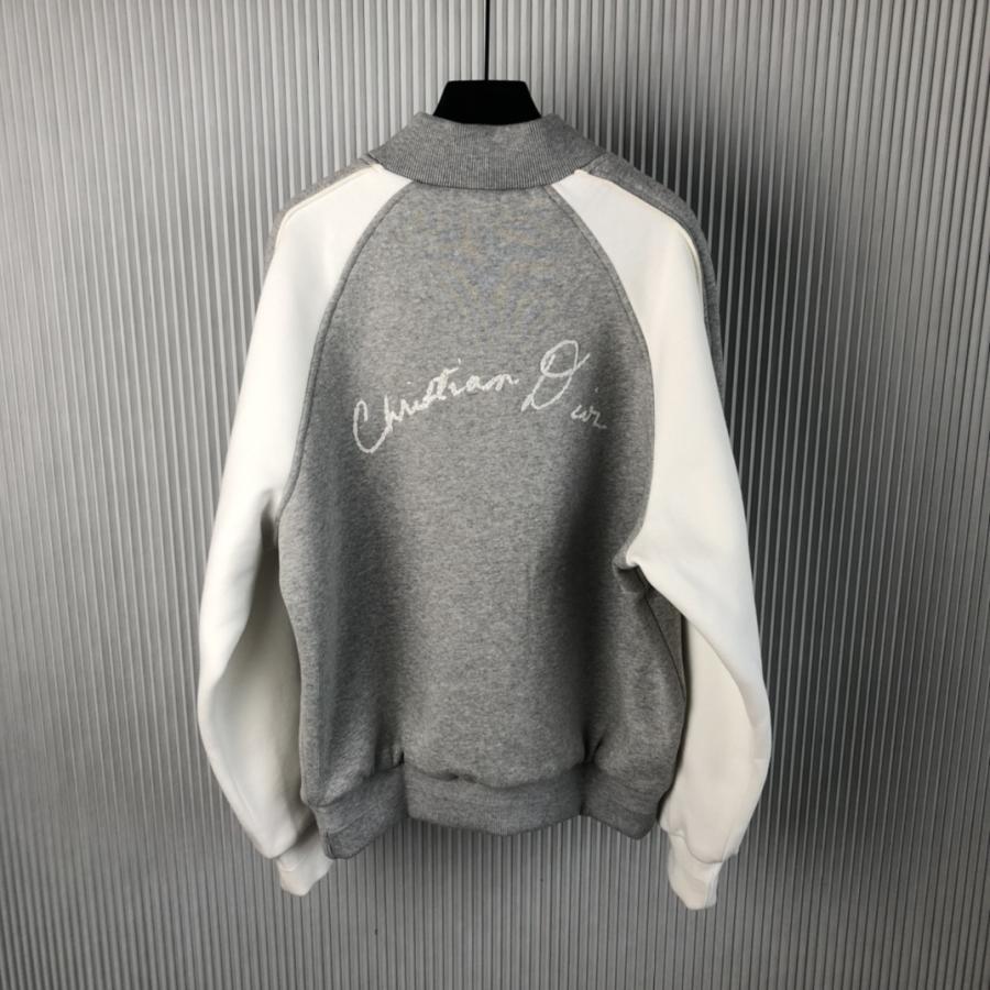 1730718565.3781hTiziaprHr16 450 2.jpg