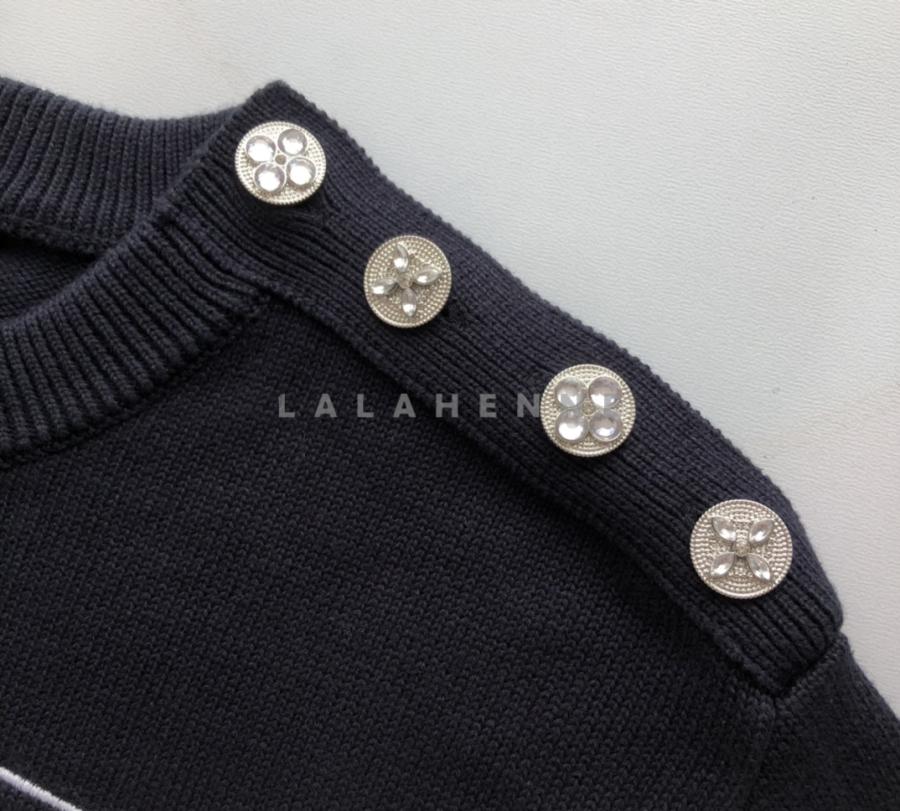 1731057226.5568avJEvCSkzV41 320 3.jpg