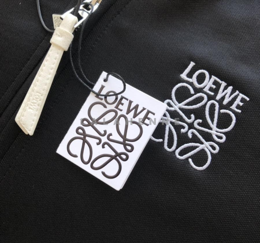 1731139745.4771ogmXnTSBYh8 320 4.jpg