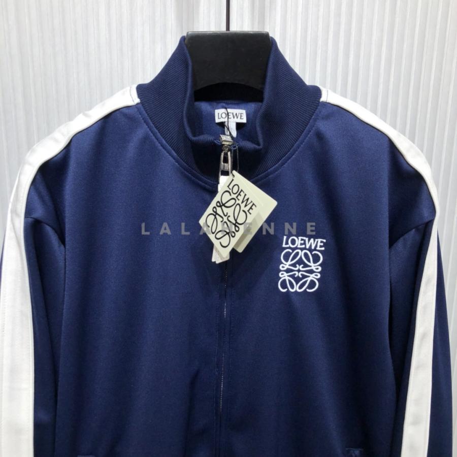 1731139866.8922gJgcUPtHzZ29 280 3.jpg