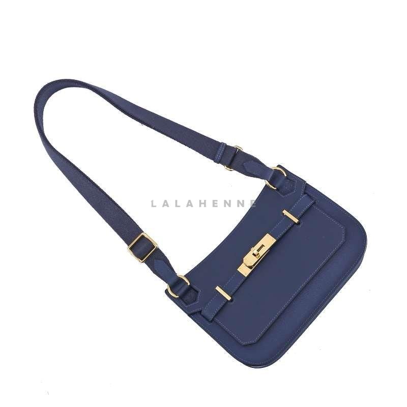 1737519937.6763qQrnzfHSvk1 4.jpg