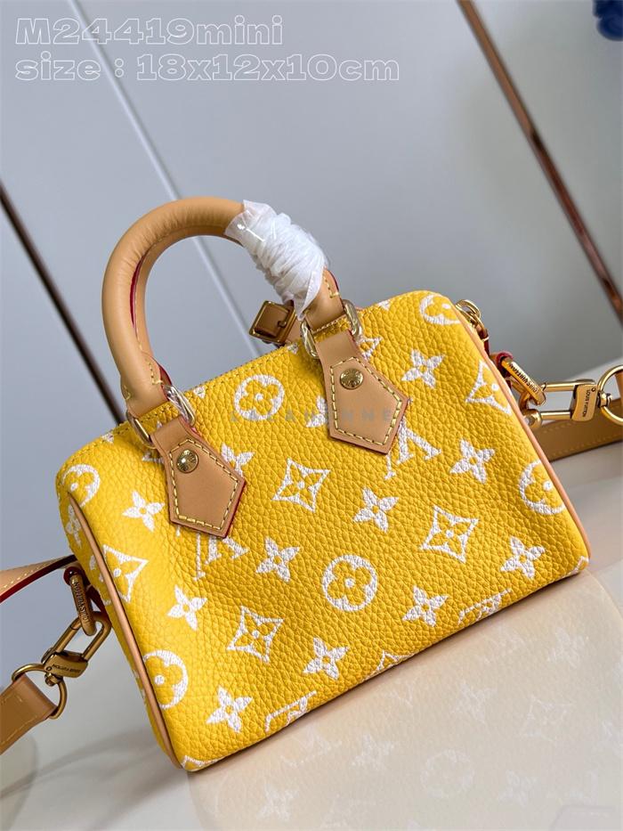 1740055007.8306QMViyHShim1 5.jpg