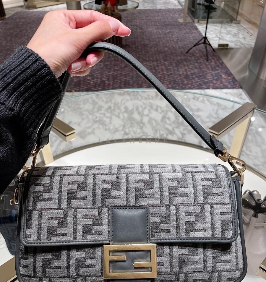 1740057947.9296hpnfTHxnNE5 17.jpg