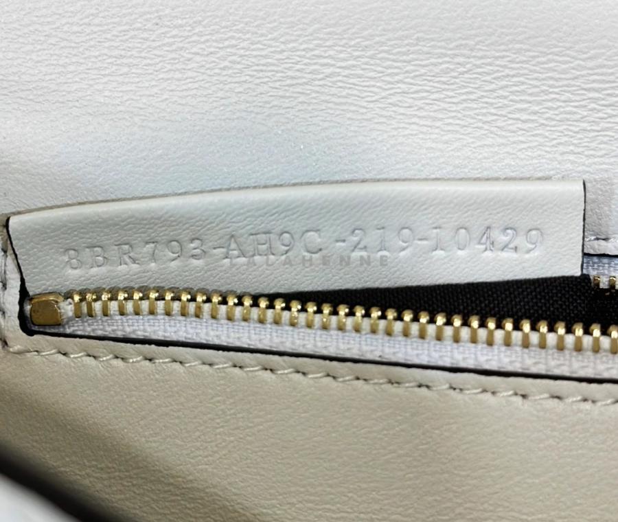 1740134375.904gnXwFihcjS7 8.jpg