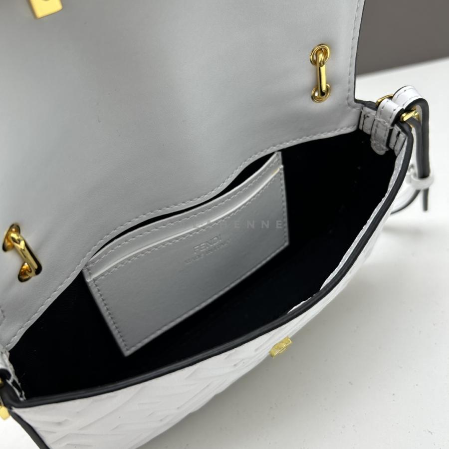 1740134652.7759yHlpqMhPEX1 6.jpg