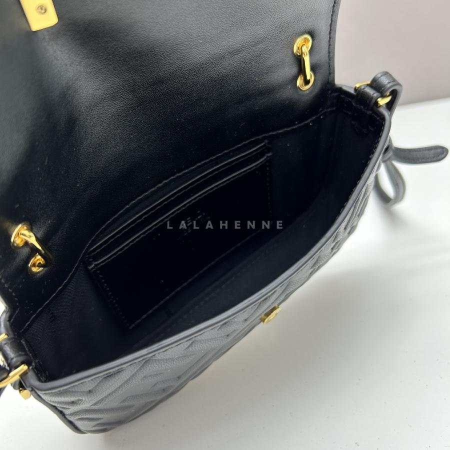 1740134690.4099CxHYktKevG2 3.jpg