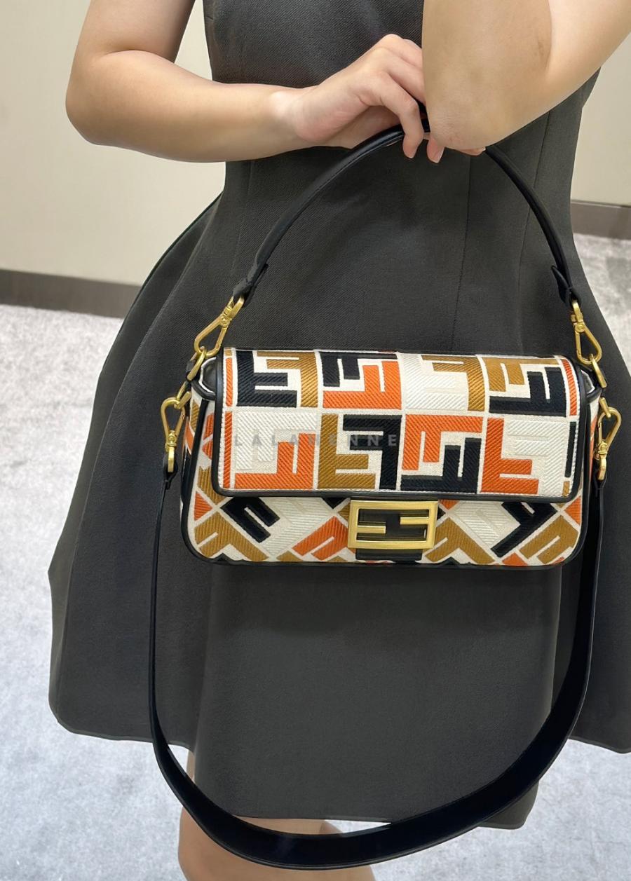 1740139104.1045iMwtrKOGoq1 3.jpg