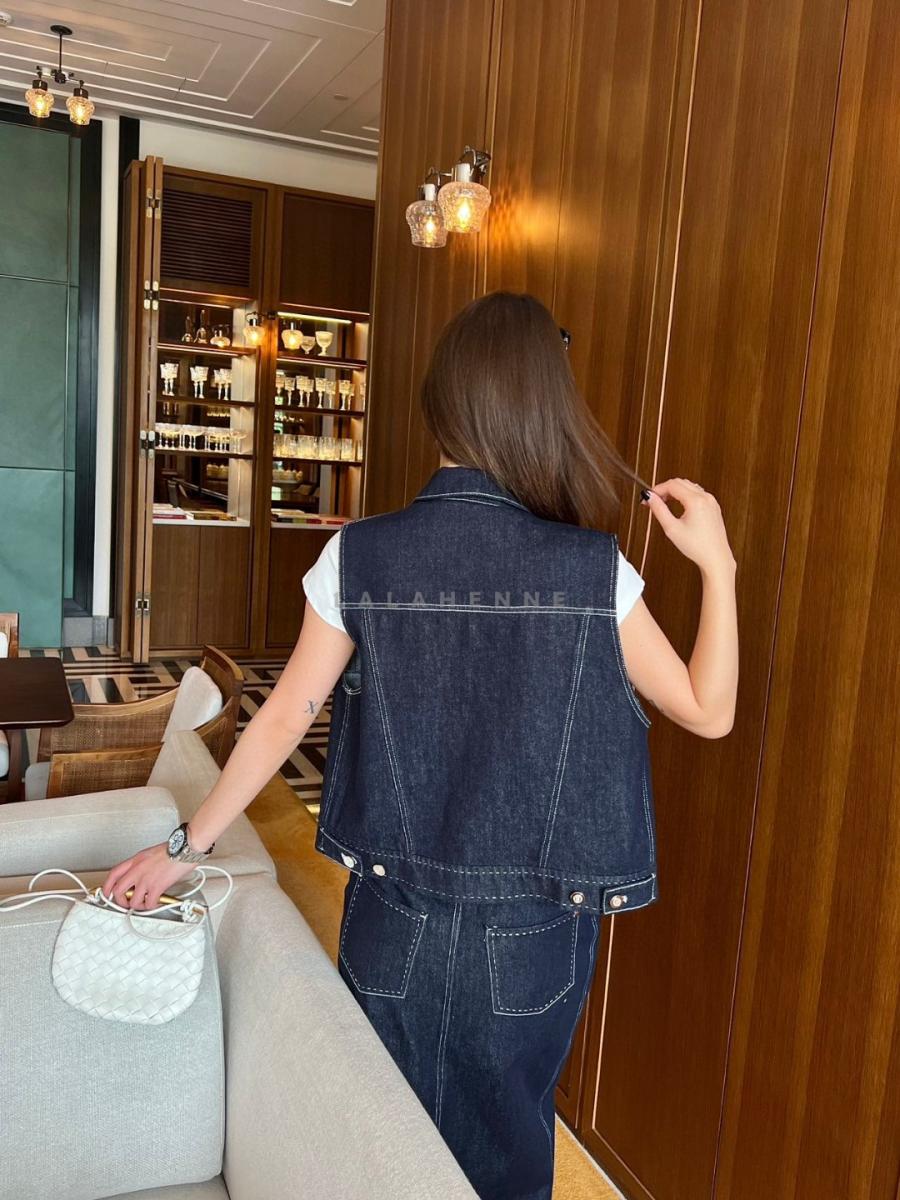 1740393384.9134OzlTNBRSfC5 296 1.jpg