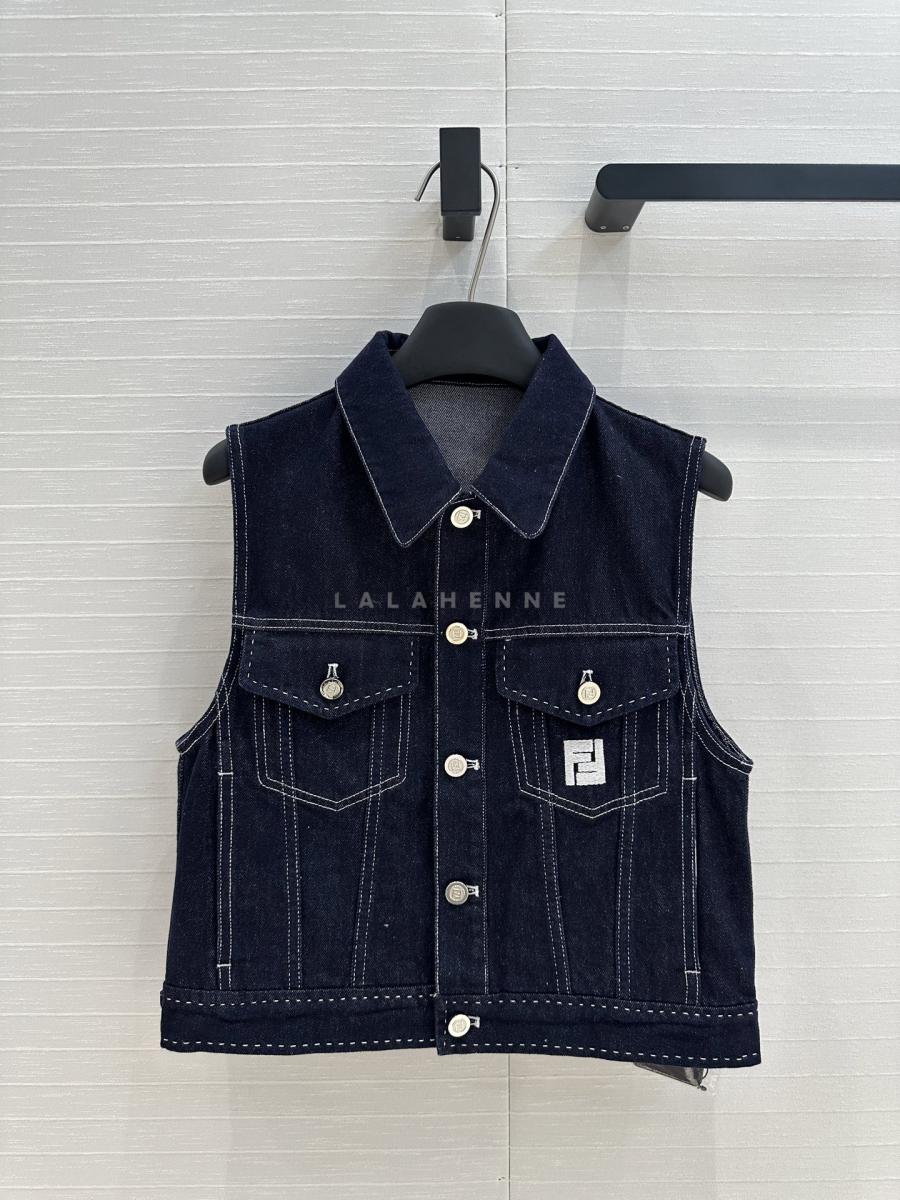 1740393385.1836dmrbTFxHmB5 296 3.jpg