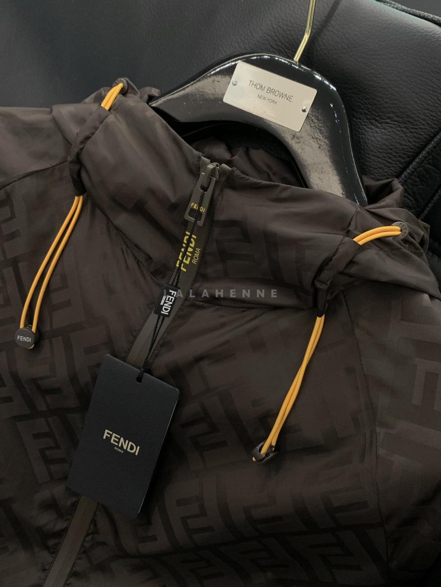 1740393455.5572BOXxjJklIf15 366 7.jpg