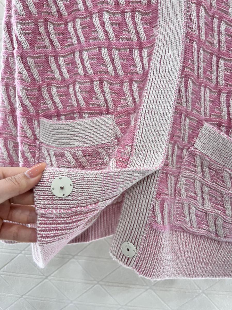 1740394821.888LgXiLRSobY9 356 4.jpg