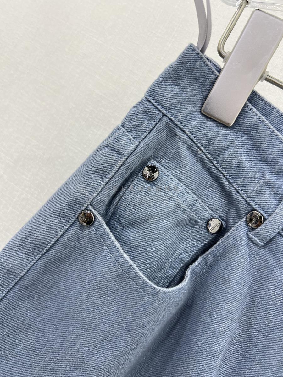 1740395129.153eljTVjaNCt13 266 4.jpg