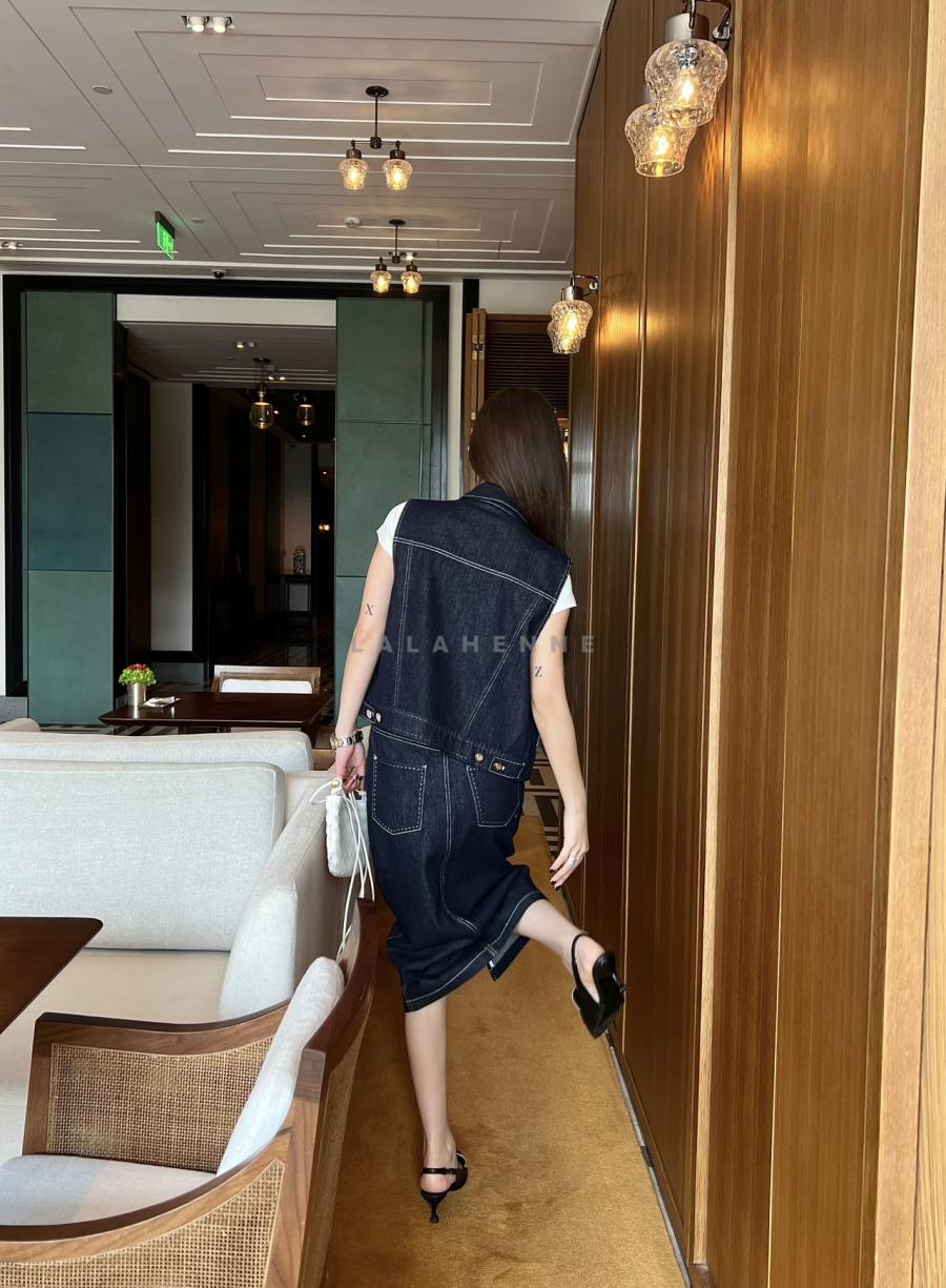 1740395778.6742AEbjsqXLXh4 266 1.jpg