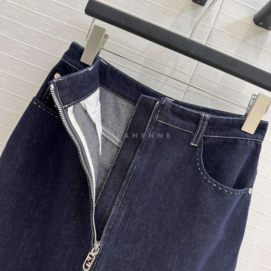 1740395779.7742zCiACtdBdZ4 266 9.jpg