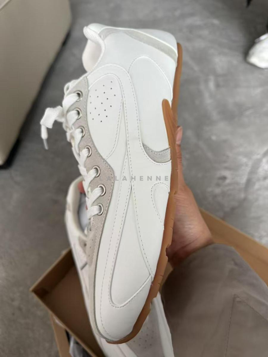 1740447769.1519nygnkABnno  X  530   3.jpg