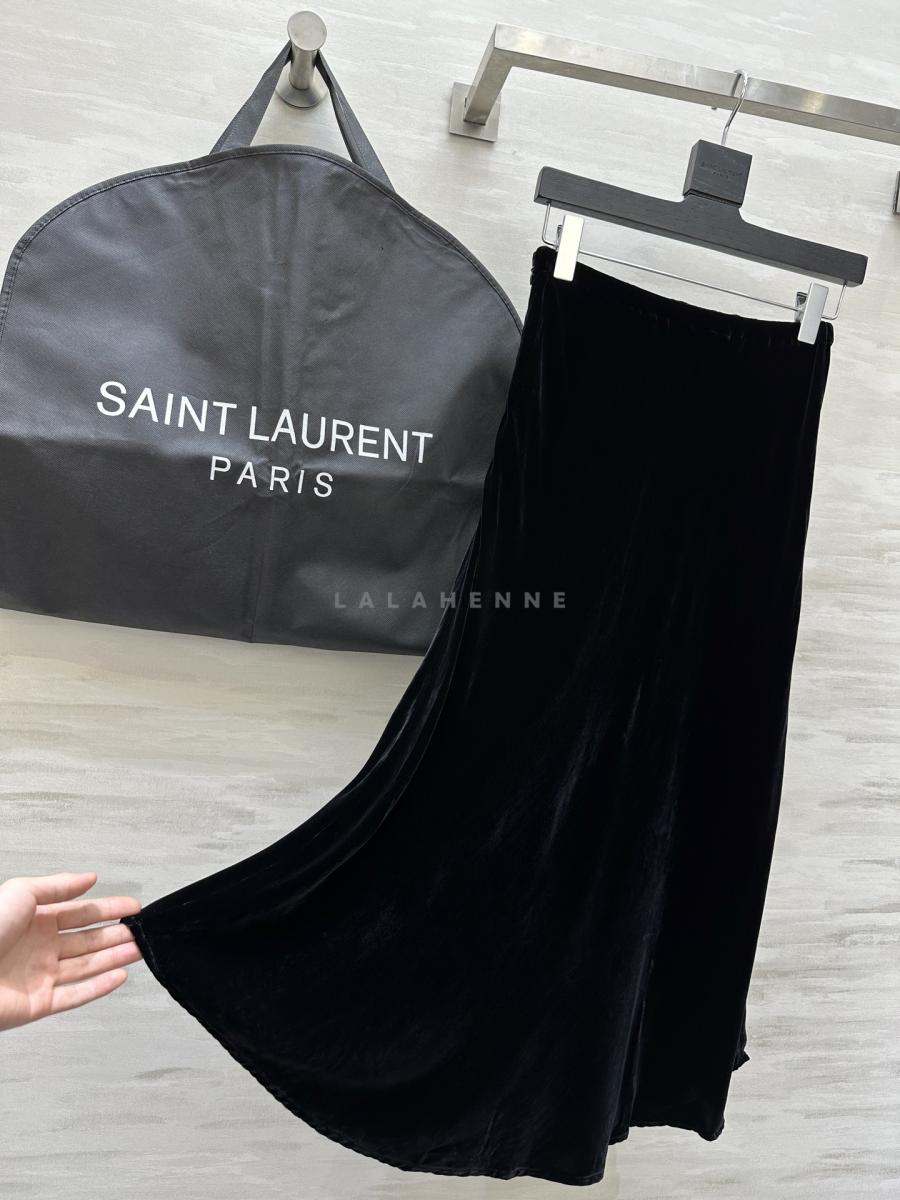 1741091826.825KvkQeInEuJ17 416 2.jpg