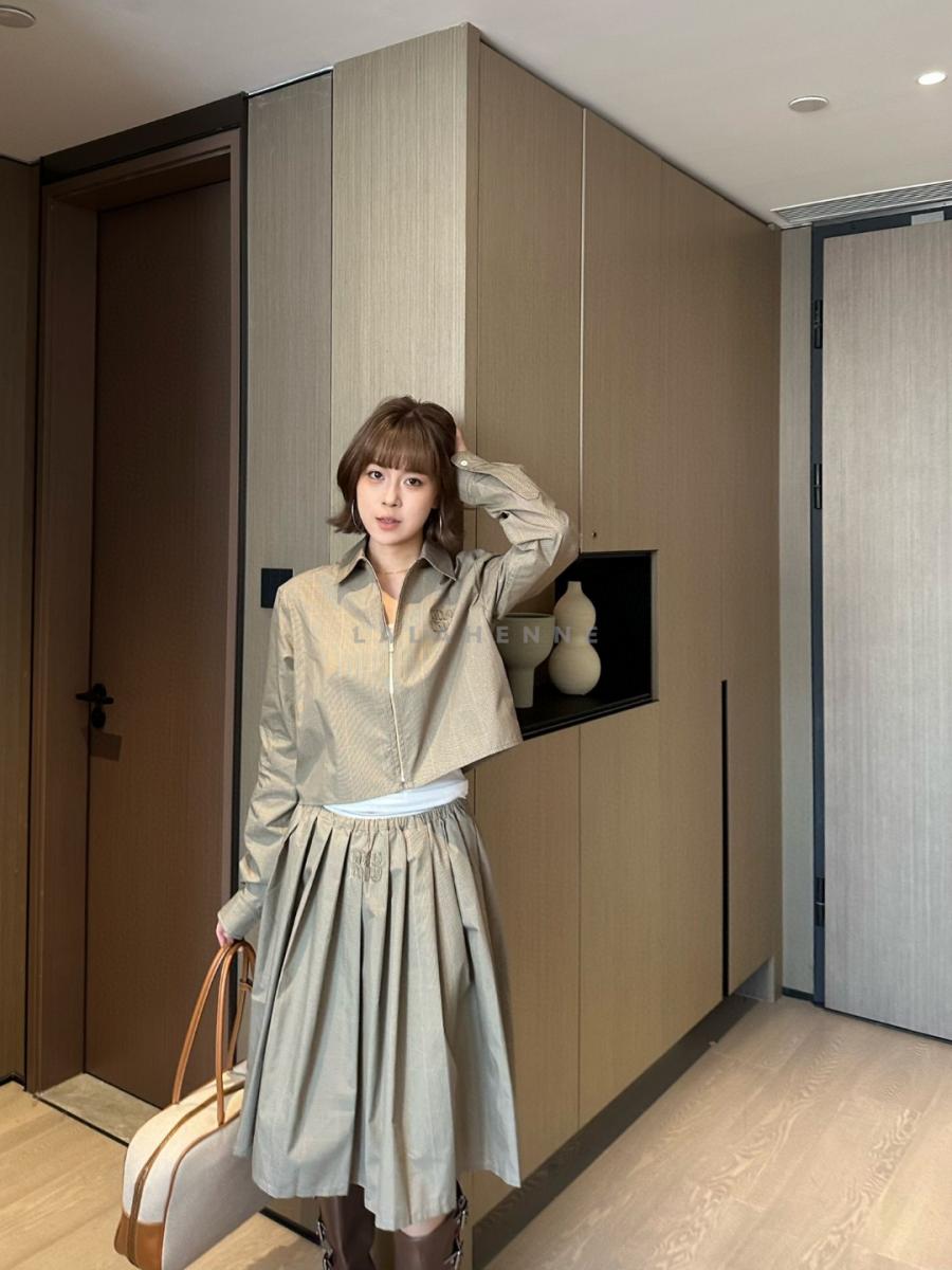 1741701420.9561UsbPNmrGgv7 266 3.jpg