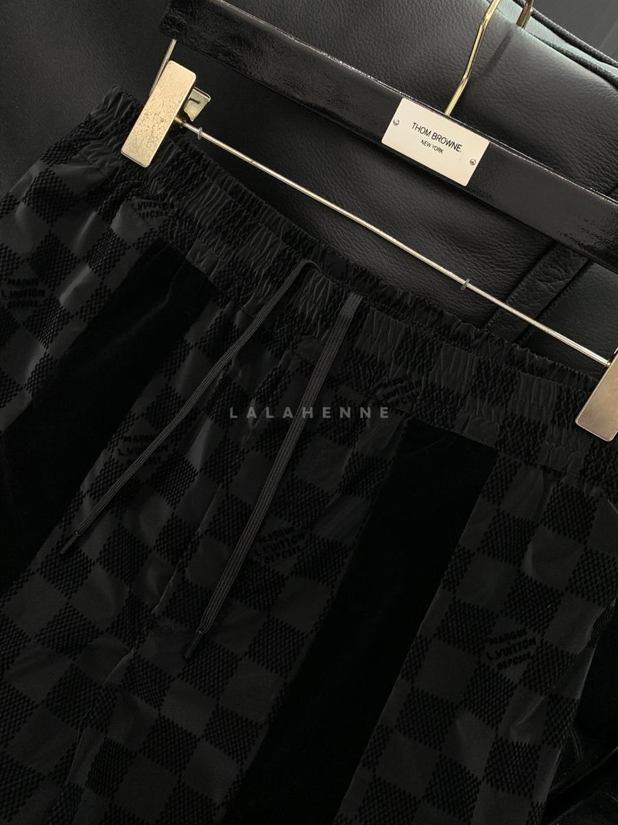 1741704232.4025FKkOMlLzos4 316 3.jpg