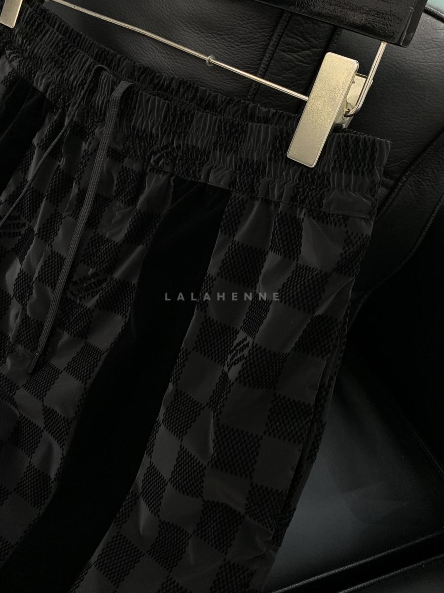 1741704232.7304JHSpbKuWQT4 316 5.jpg