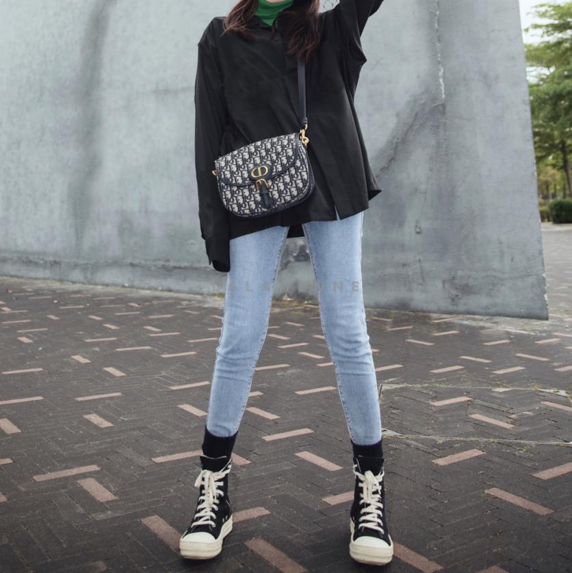 1742832479.2397zsvvVllrbo1 4.jpg