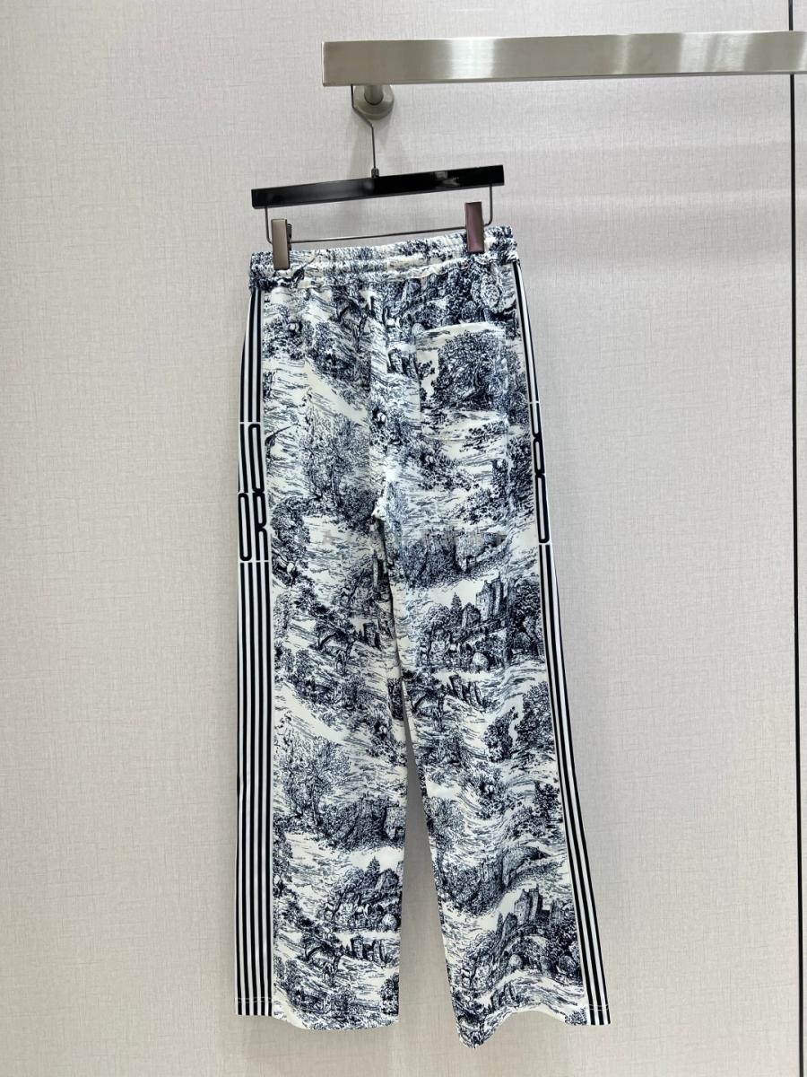 1748498689.1103HxnTfANwTx1 DM_20250529150356_003.jpg