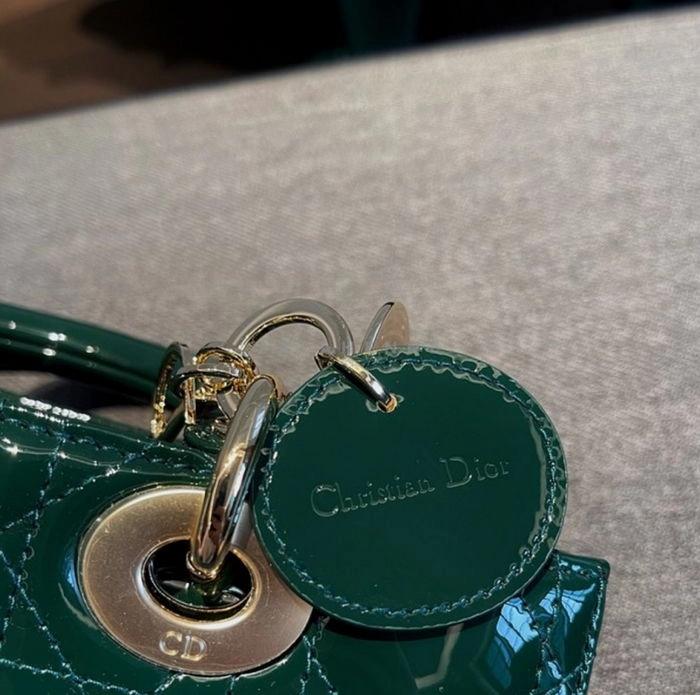 1750835725.4866OnMJNsQDKm1 DM_20250625161500_001.jpg