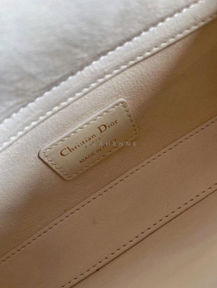 1750836001.5696XuLOewxpRw1 DM_20250625161924_001.jpg