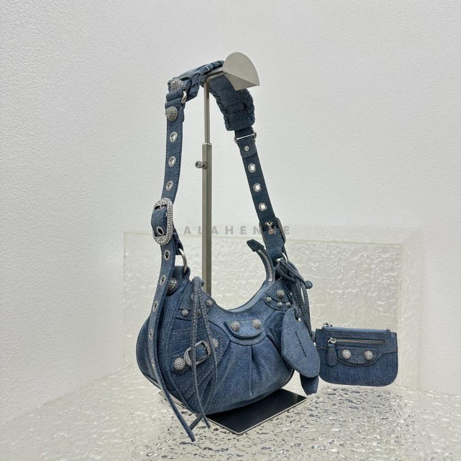 1753029124.9147HgkRGVFLEr0 2.jpg