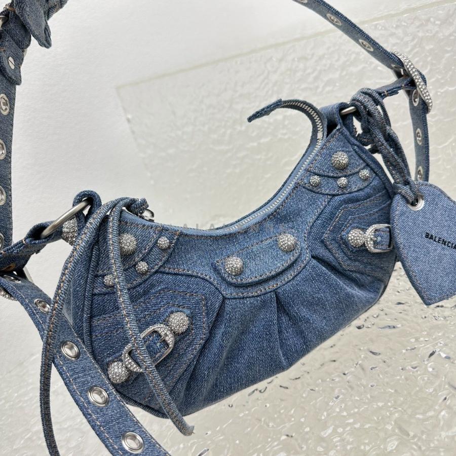 1753029125.1324dvPFKIqktX0 7.jpg