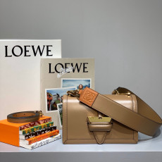 로에베 바로셀로나 숄더백 스몰 18.5cm