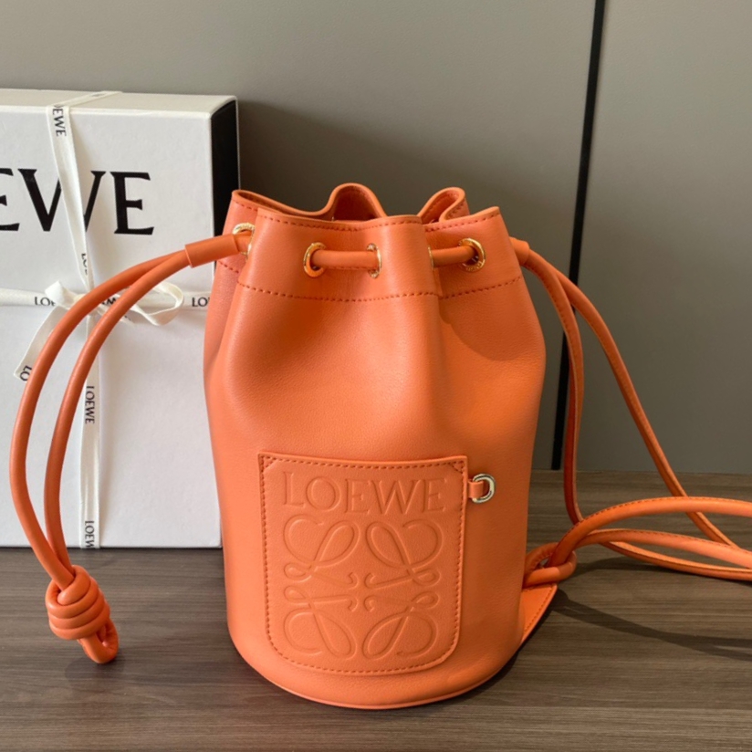 로에베 세일러 버킷백 26cm