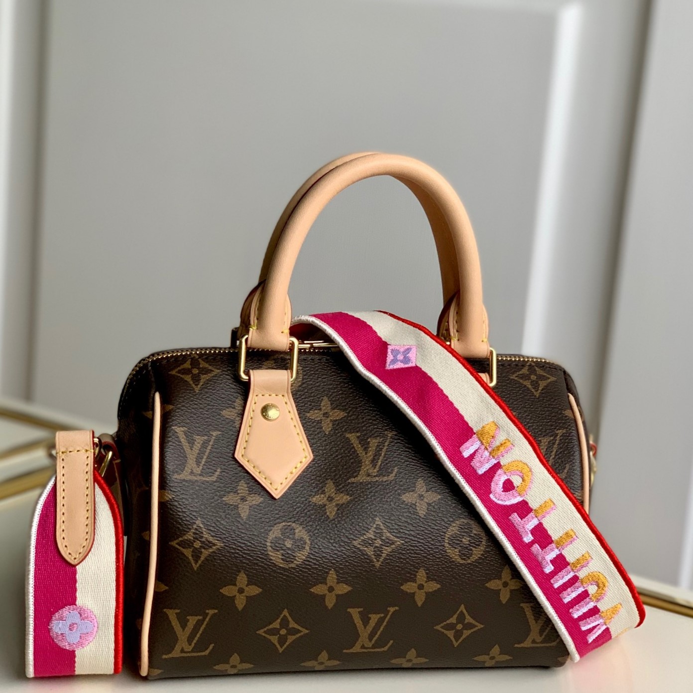 루이비통 스피디 반둘리에 20cm