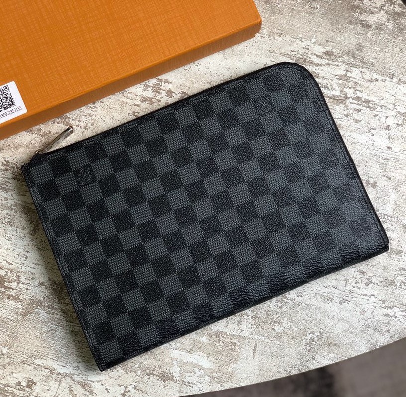 루이비통 포쉐트주르 클러치 PM, MM