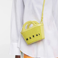 마르니 라탄백 트로피칼리아 미니백 15cm