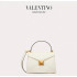 발렌티노 나파 가죽 스몰 원 스터드 핸드백 24cm