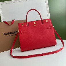 버버리 레더 타이틀 백 35cm