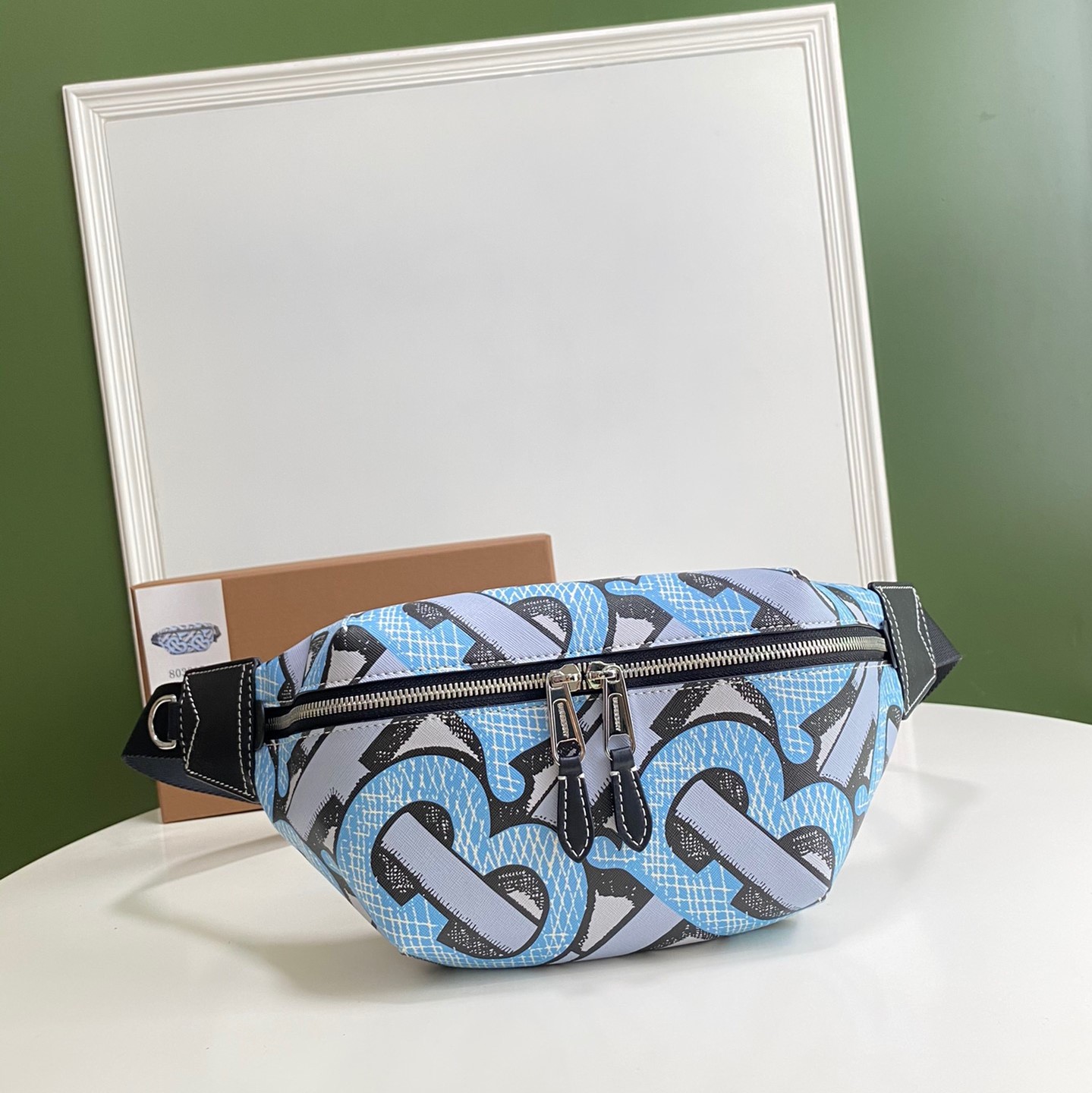 버버리 힙색 31cm