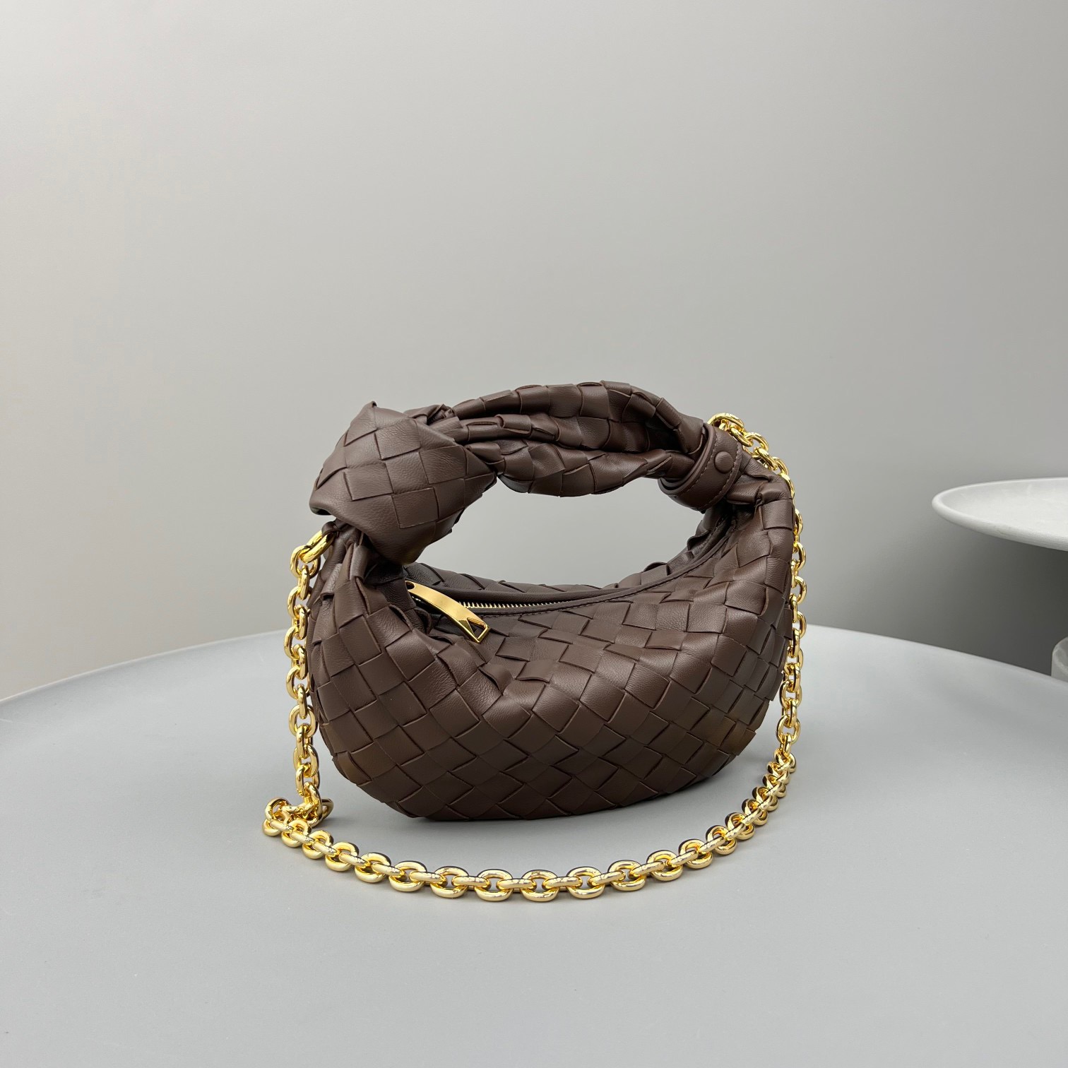 보테가베네타 미니 체인 스트랩 조디백 28cm