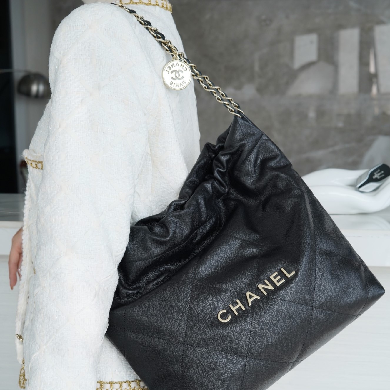 샤넬 22백 블랙 은장 캐비어원단 스몰/미듐/라지 (팬더 공장)