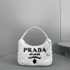 프라다 리 에디션 테리 호보백 22cm