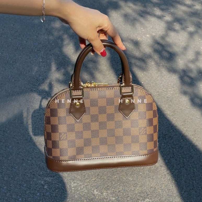 루이비통 알마 BB 25cm / 2컬러