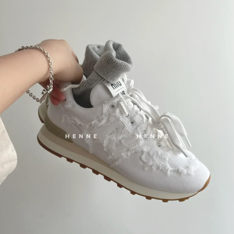 미우미우 X 뉴발란스 574 스니커즈 (3컬러)