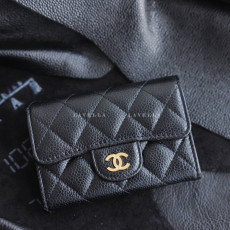 샤넬 클래식 카드지갑 캐비어 블랙금장