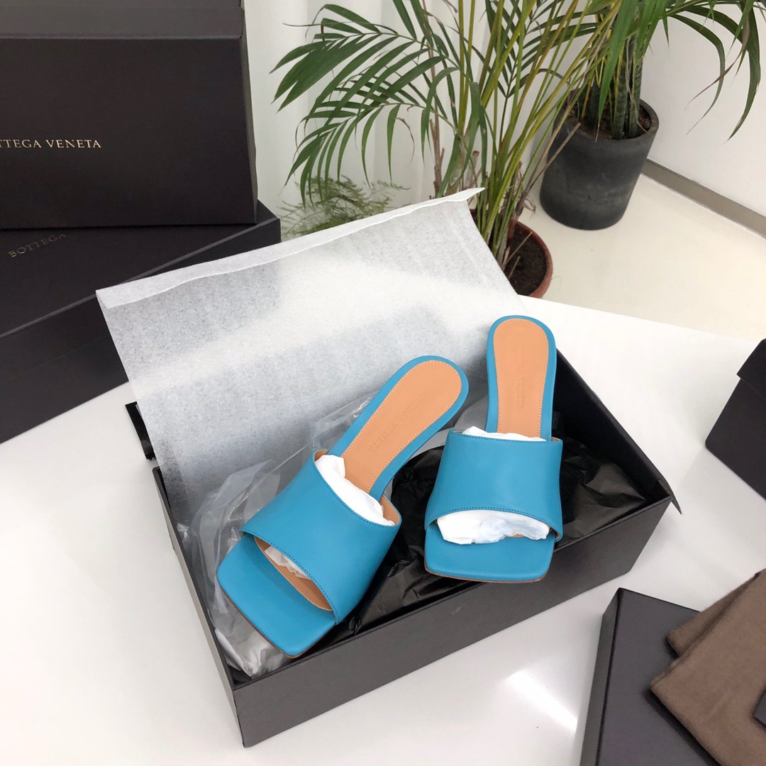 보테가베네타 스트레치 샌들