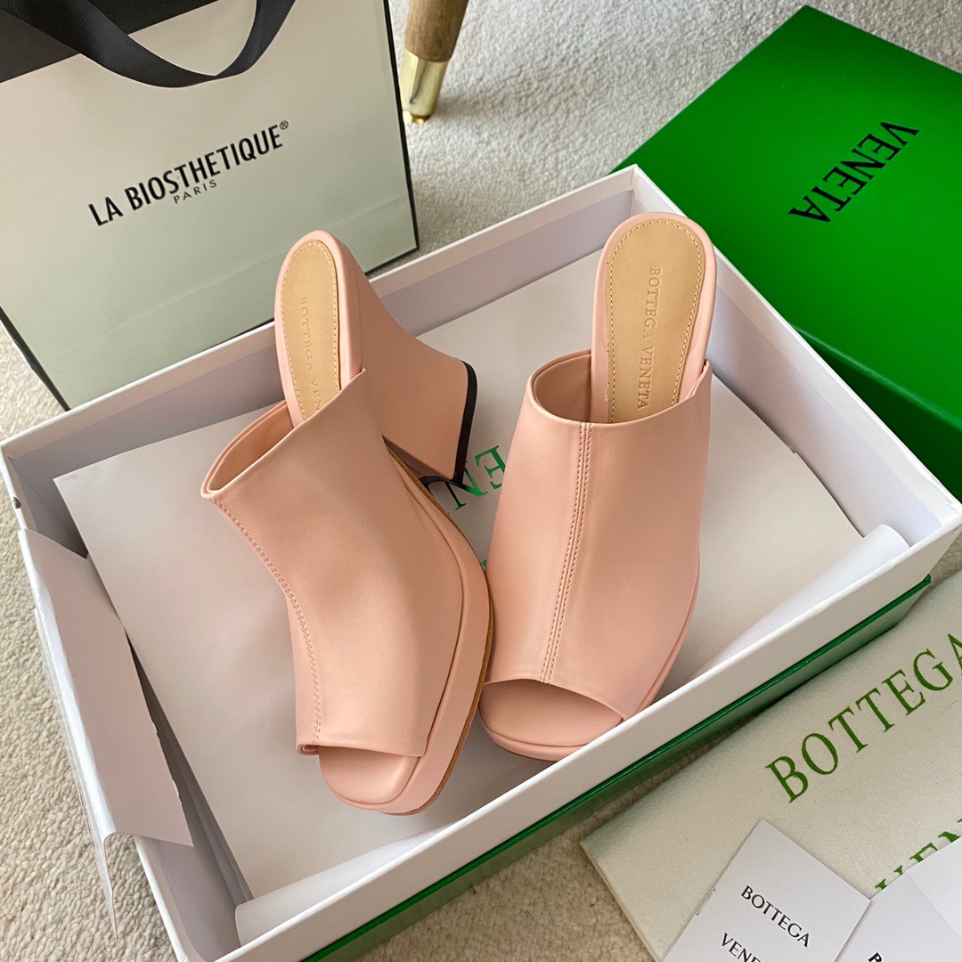 보테가베네타 스택 뮬 8cm